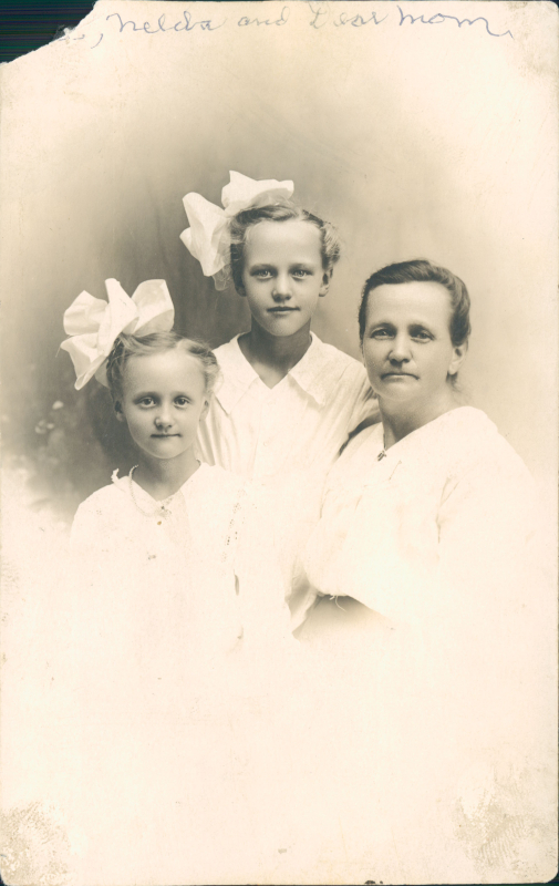 Florence Simmons Kay Nelda May Simmons Christensen Amy Daniels Simmons